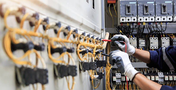 Professional Electrician technician working in South Lebanon, OH
